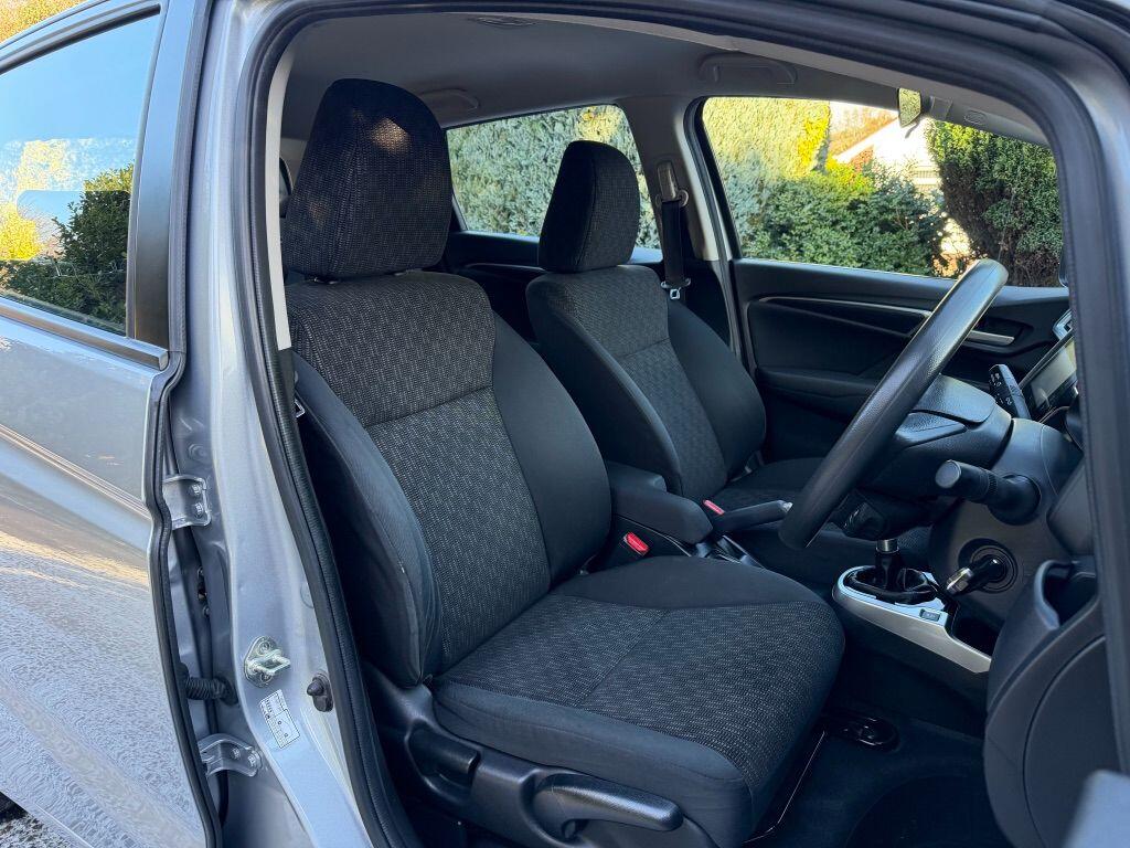 Used Honda Jazz 2017 for sale - 76849603: Photo 20