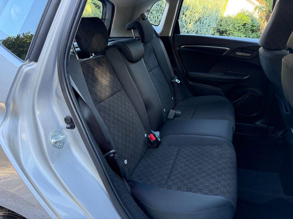 Used Honda Jazz 2017 for sale - 76849603: Photo 23