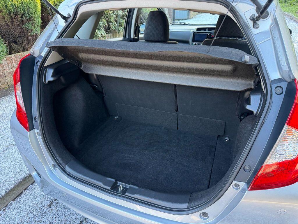 Used Honda Jazz 2017 for sale - 76849603: Photo 25