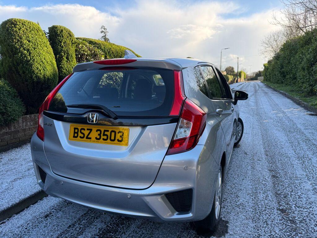 Used Honda Jazz 2017 for sale - 76849603: Photo 6