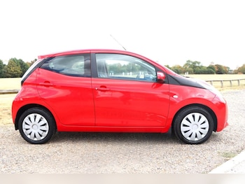 Used Toyota AYGO 2016 for sale - 79612398: Photo