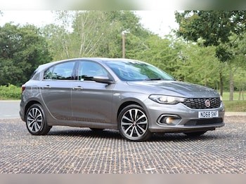 Used Fiat Tipo 2018 for sale - 79448405: Photo
