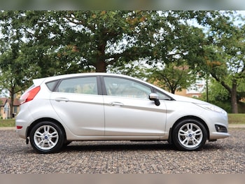 Used Ford Fiesta 2016 for sale - 79448424: Photo