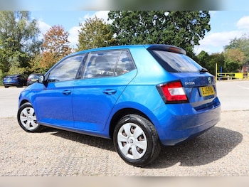 Used Skoda Fabia 2015 for sale - 79587746: Photo