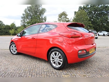 Used Kia Pro Ceed 2015 for sale - 79448373: Photo