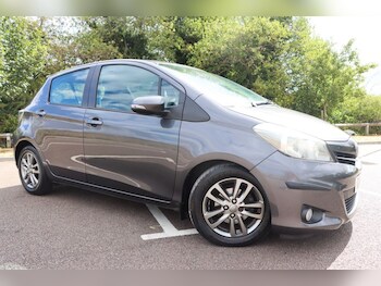 Used Toyota Yaris 2014 for sale - 79448394: Photo