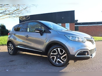 Used Renault Captur 2015 for sale - 79448440: Photo