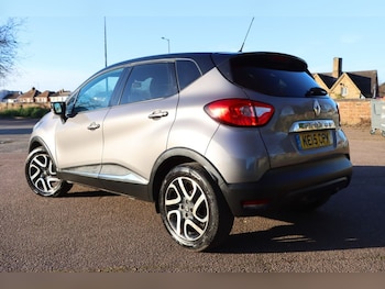Used Renault Captur 2015 for sale - 79448440: Photo