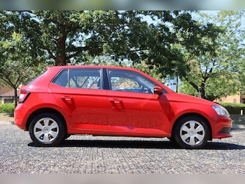 Used Skoda Fabia 2015 for sale - 79448411: Photo