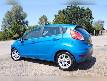 Used Ford Fiesta 2015 for sale - 79448379: Photo