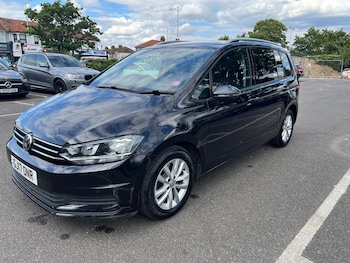 Used Volkswagen Touran 2017 for sale - 79073385: Photo