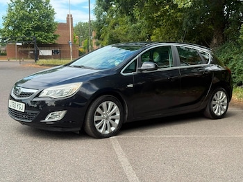 Used Vauxhall Astra 2010 for sale - 79099343: Photo