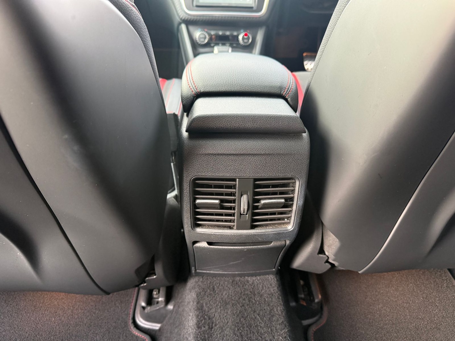 Used Mercedes-Benz A-Class 2015 for sale - 77480316: Photo 11