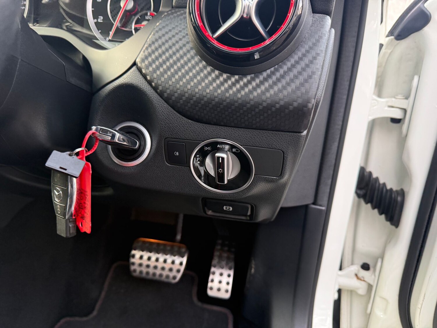 Used Mercedes-Benz A-Class 2015 for sale - 77480316: Photo 18