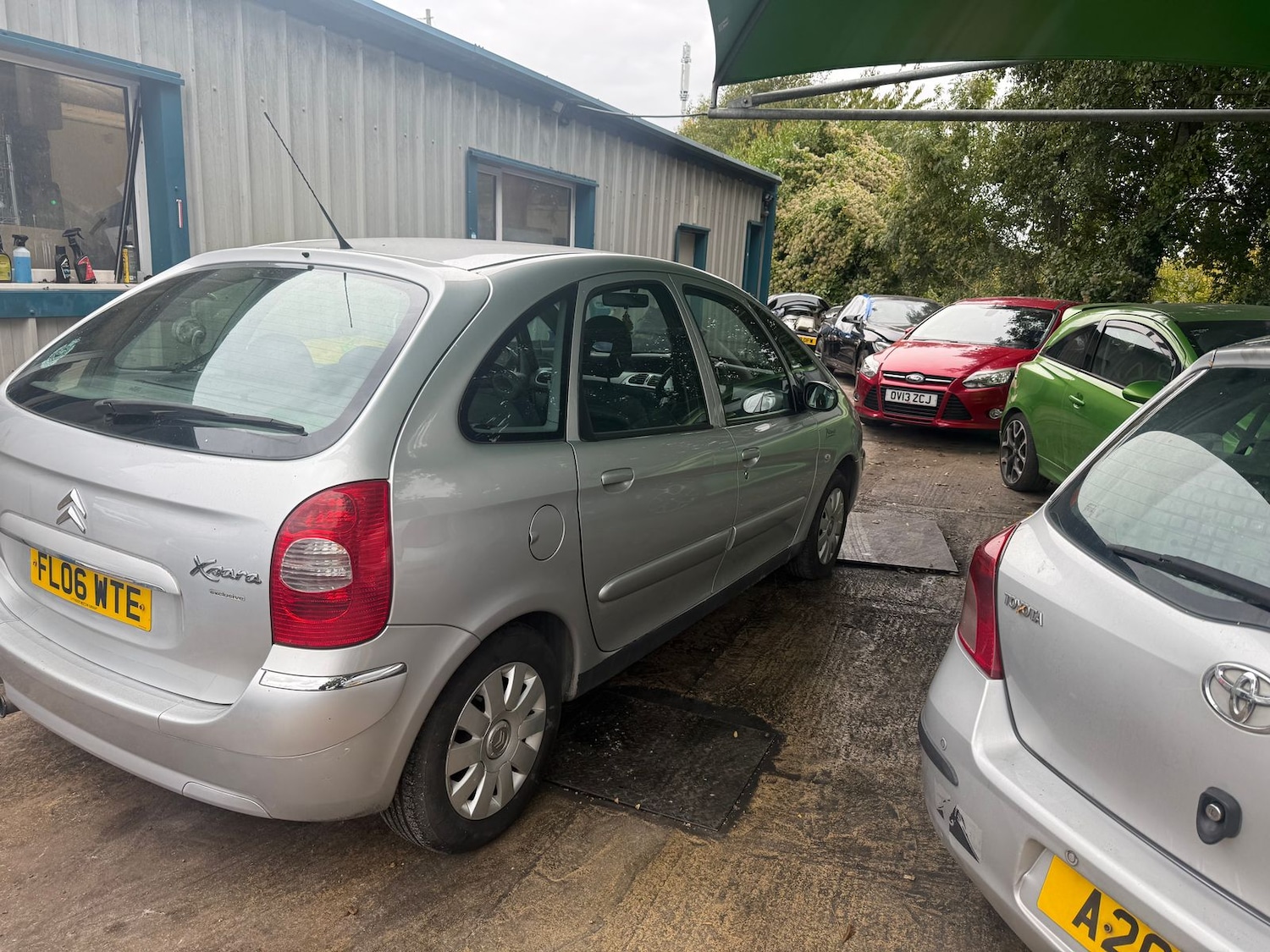 Used Citroen Xsara Picasso 2006 for sale - 76350679: Photo 2