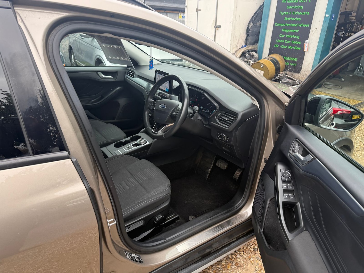 Used Ford Focus 2019 for sale - 76285560: Photo 7