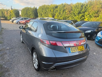 Used Honda Civic 2009 for sale - 76124878: Photo 4