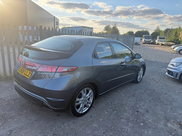 Used Honda Civic 2009 for sale - 76124878: Photo 5