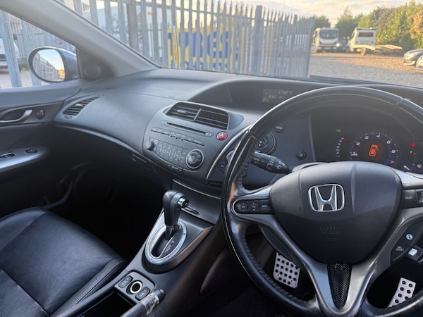 Used Honda Civic 2009 for sale - 76124878: Photo 7
