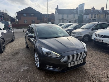 2017 - 1.0 EcoBoost 125 Titanium X 5dr