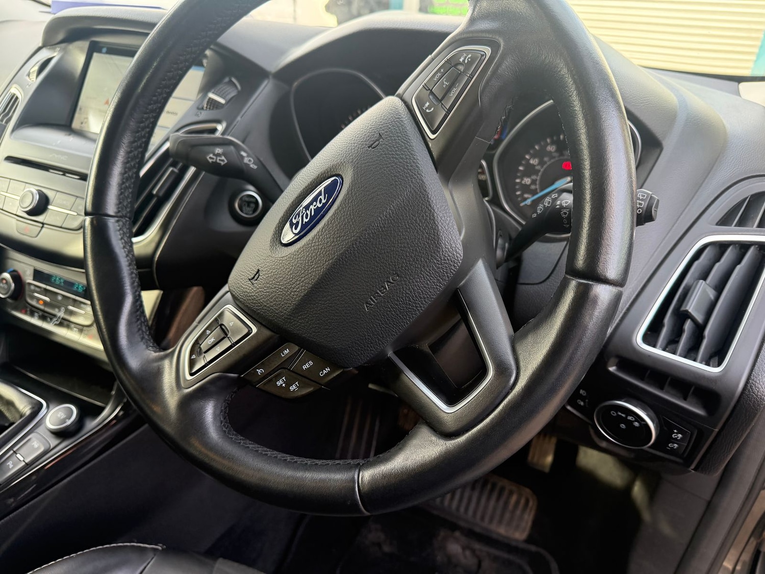 Used Ford Focus 2017 for sale - 77638221: Photo 9