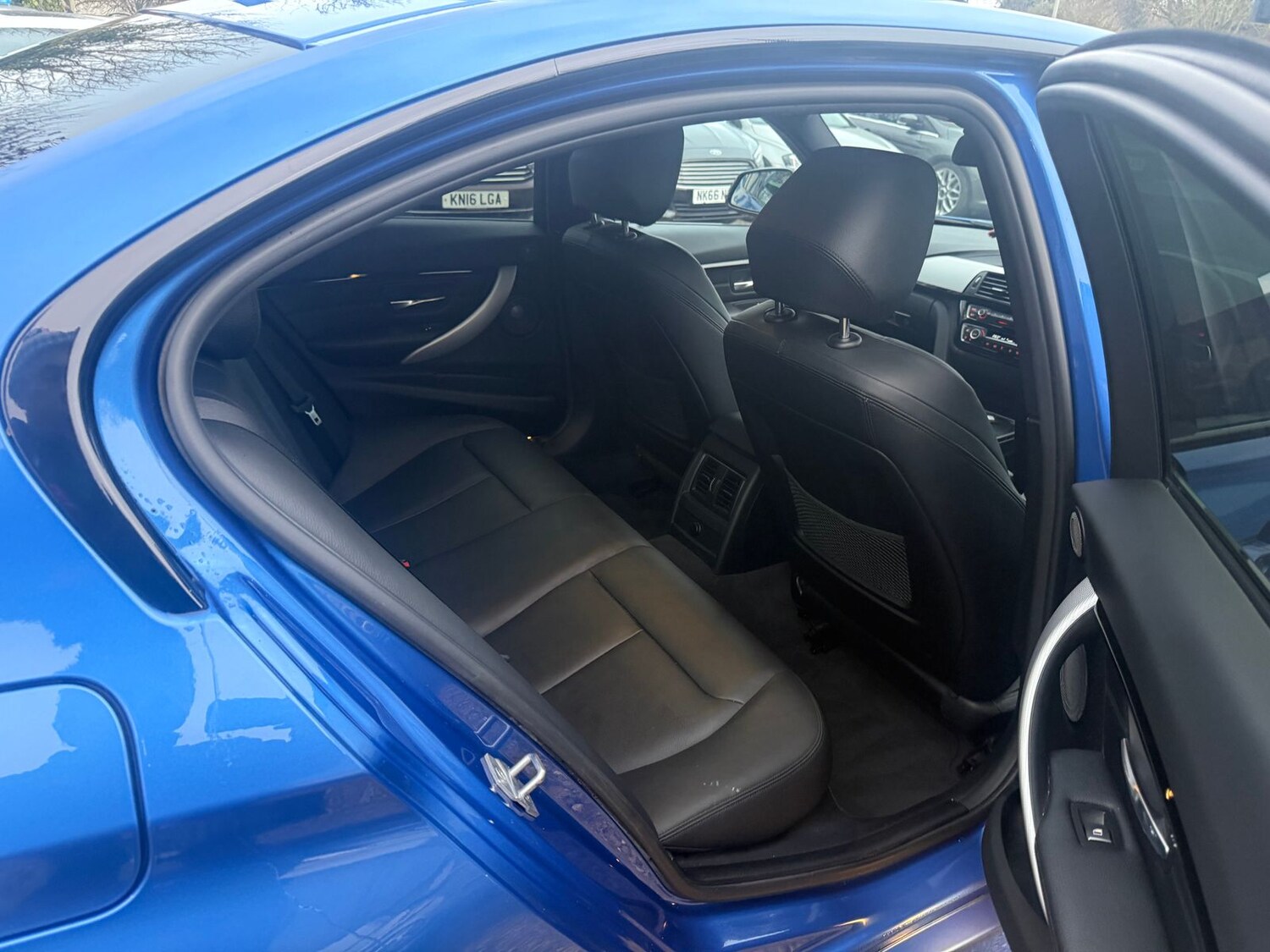 Used BMW 3 Series 2017 for sale - 77894042: Photo 12