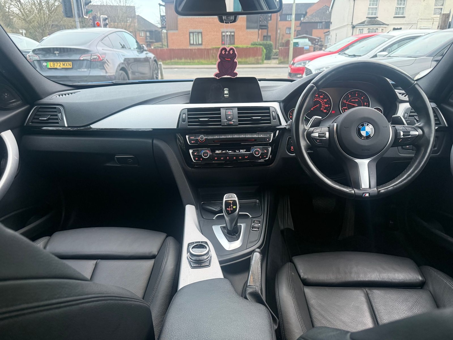 Used BMW 3 Series 2017 for sale - 77894042: Photo 14