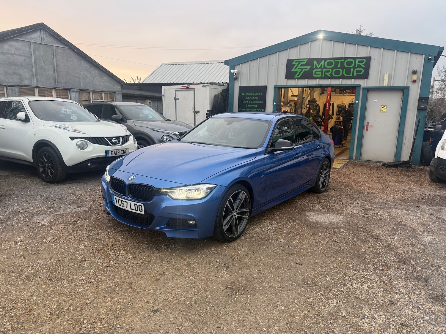 Used BMW 3 Series 2017 for sale - 77894042: Photo 2