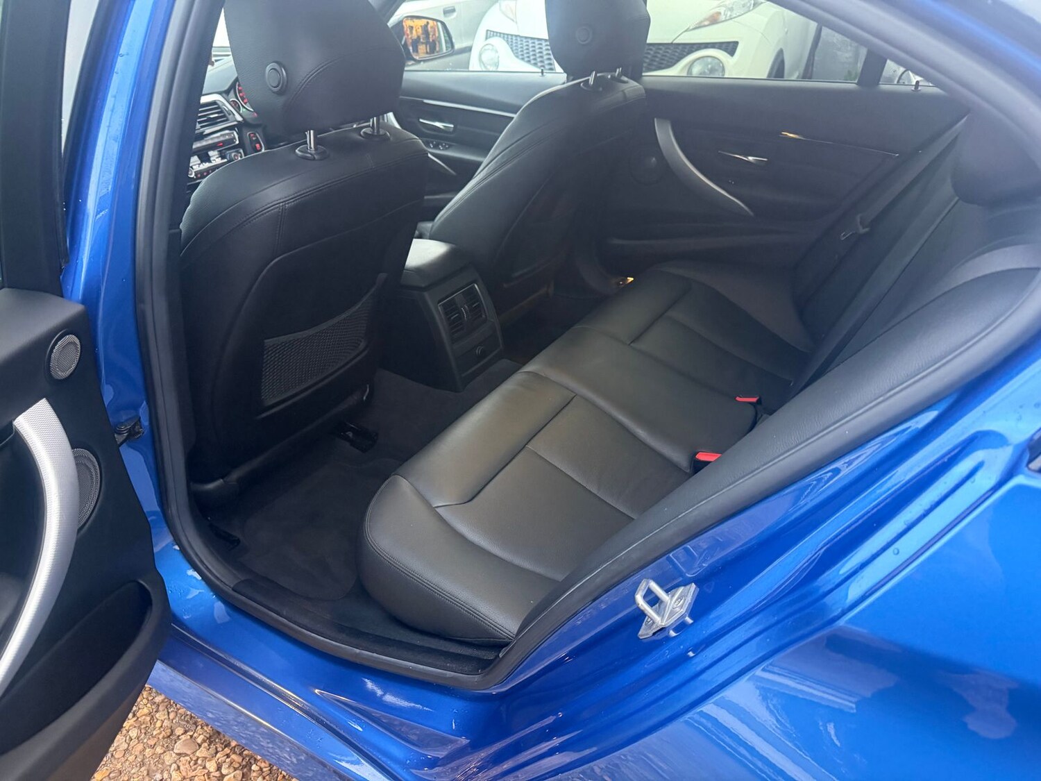 Used BMW 3 Series 2017 for sale - 77894042: Photo 8