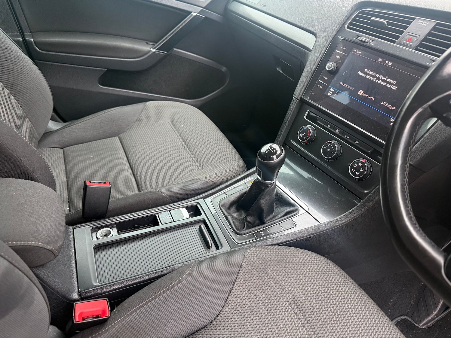 Used Volkswagen Golf 2017 for sale - 77512745: Photo 14