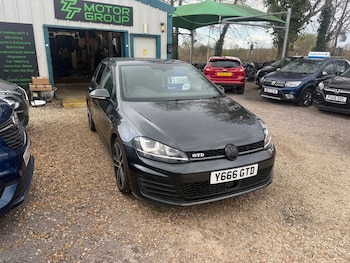 Used Volkswagen Golf 2016 for sale - 78059410: Photo