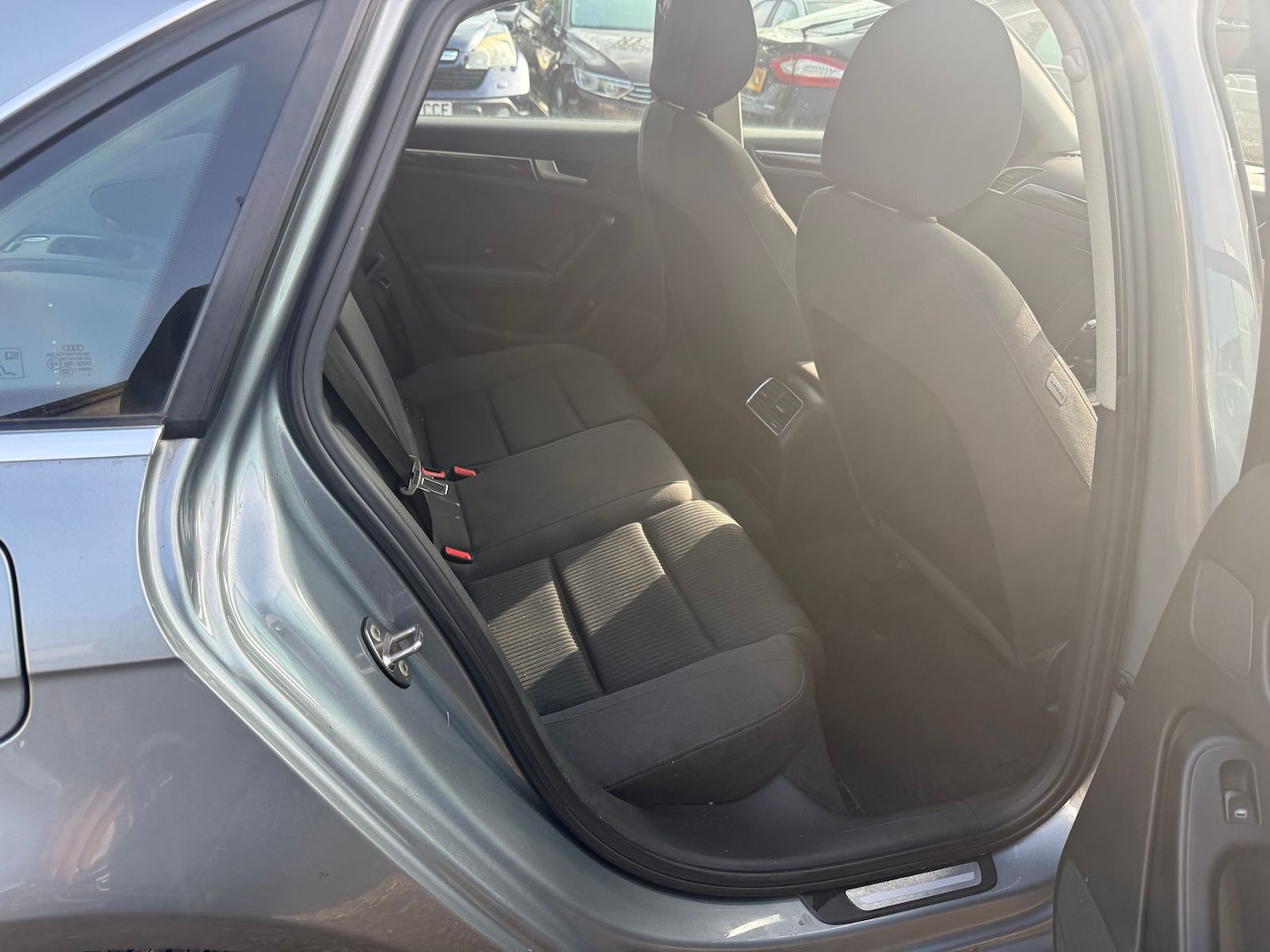 Used Audi A4 2010 for sale - 78036917: Photo 8