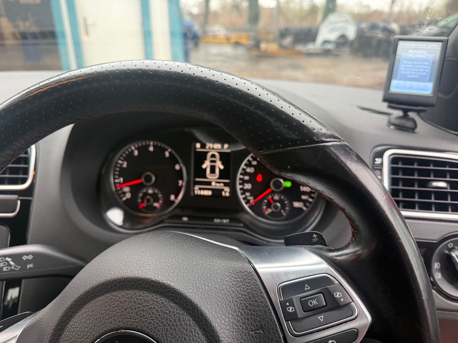 Used Volkswagen Polo 2013 for sale - 77894048: Photo 12