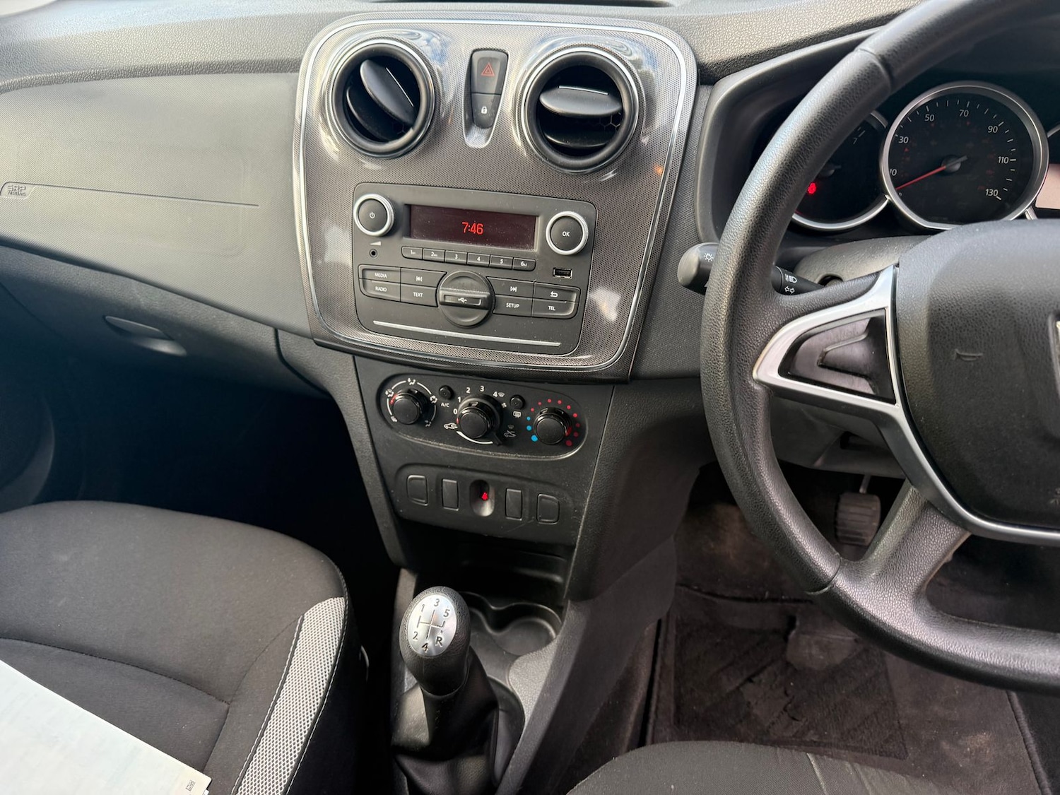 Used Dacia Sandero Stepway 2017 for sale - 76217008: Photo 10