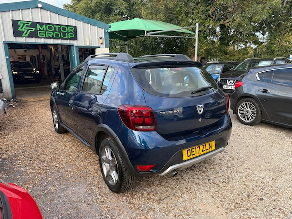 Used Dacia Sandero Stepway 2017 for sale - 76217008: Photo 4