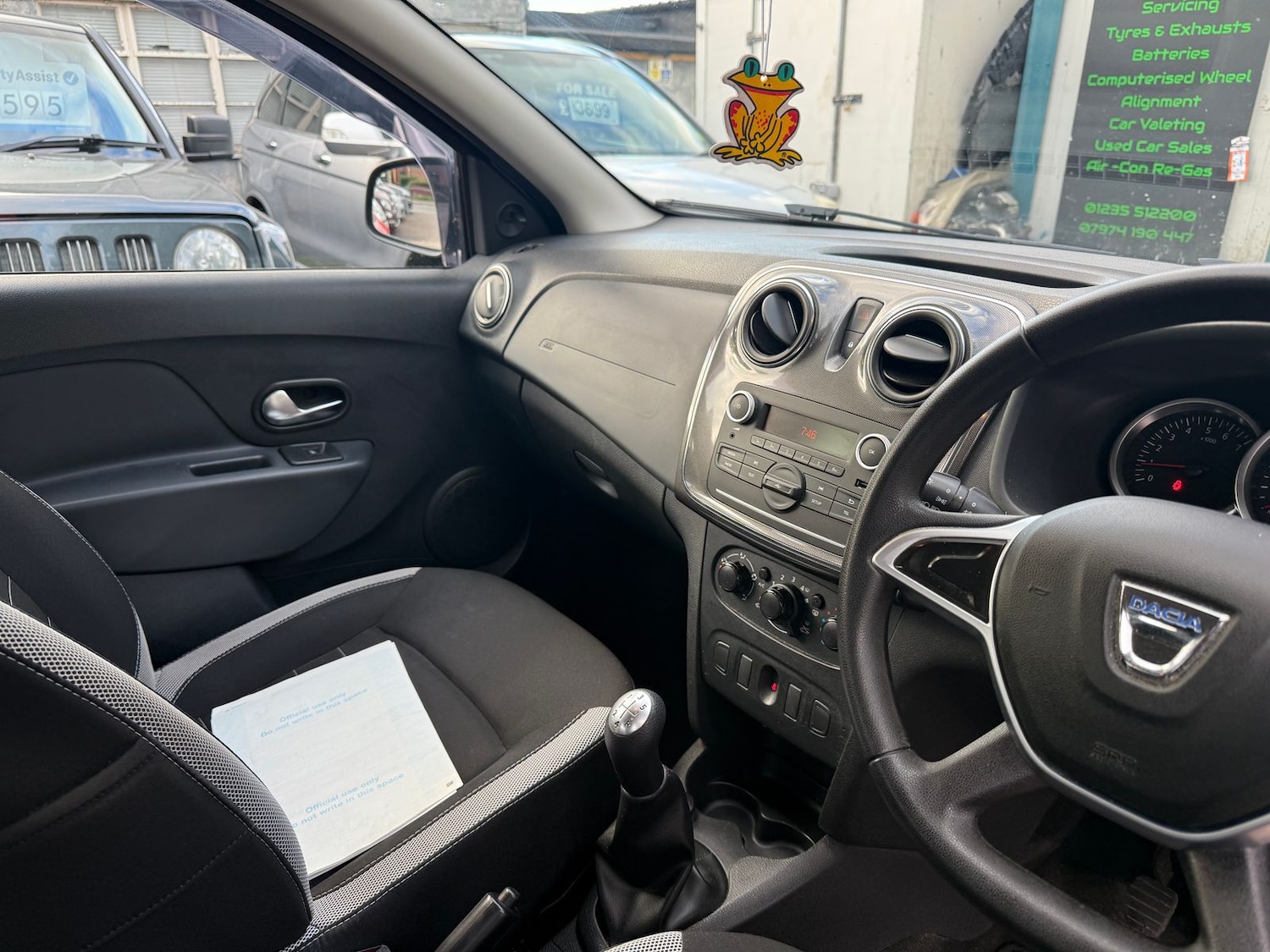 Used Dacia Sandero Stepway 2017 for sale - 76217008: Photo 9