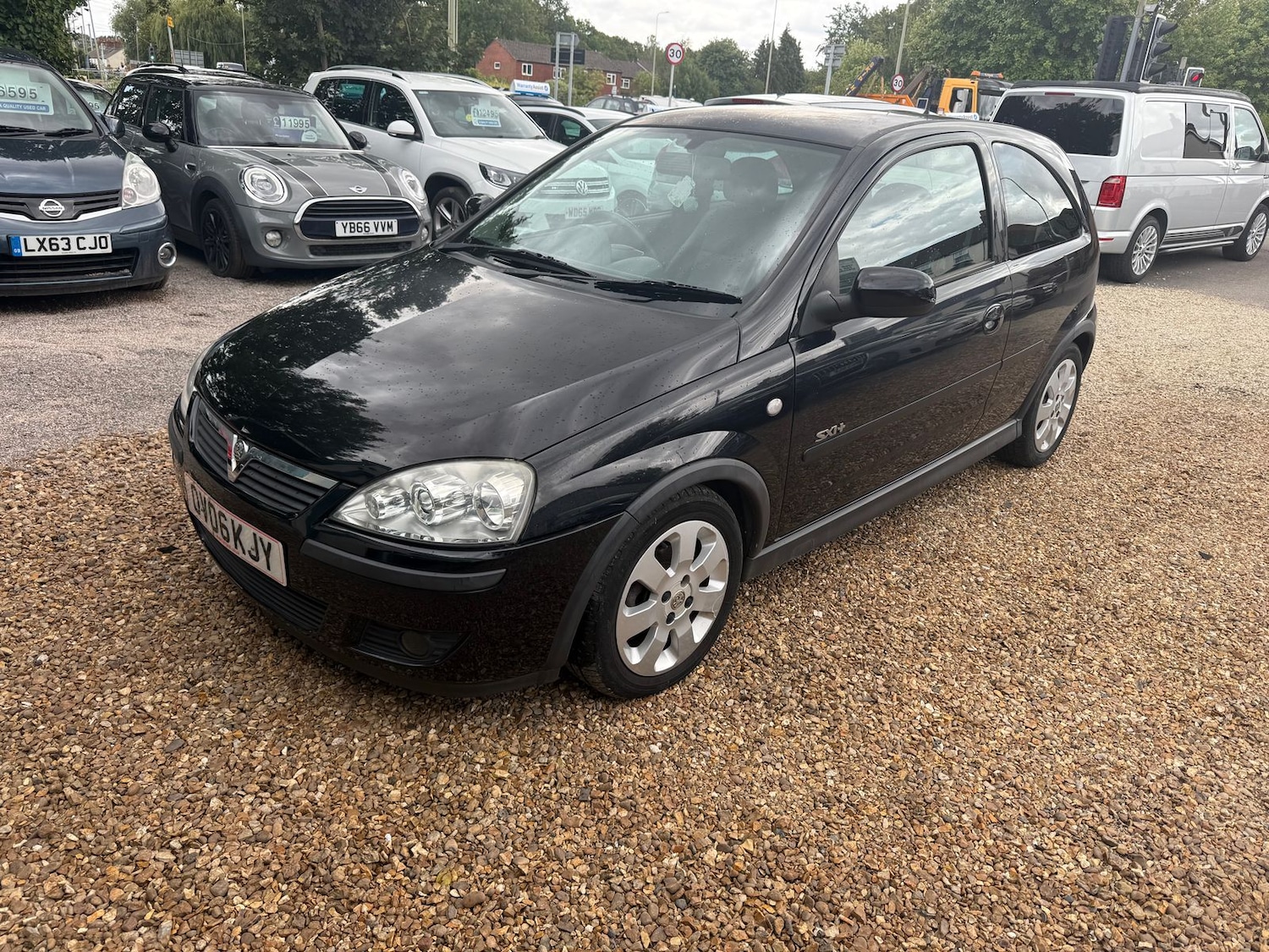 Vauxhall Corsa 2006 - 1.2i 16v SXi+ Hatchback 3dr Petrol Manual (139 g/km, 79 bhp) - Image 2