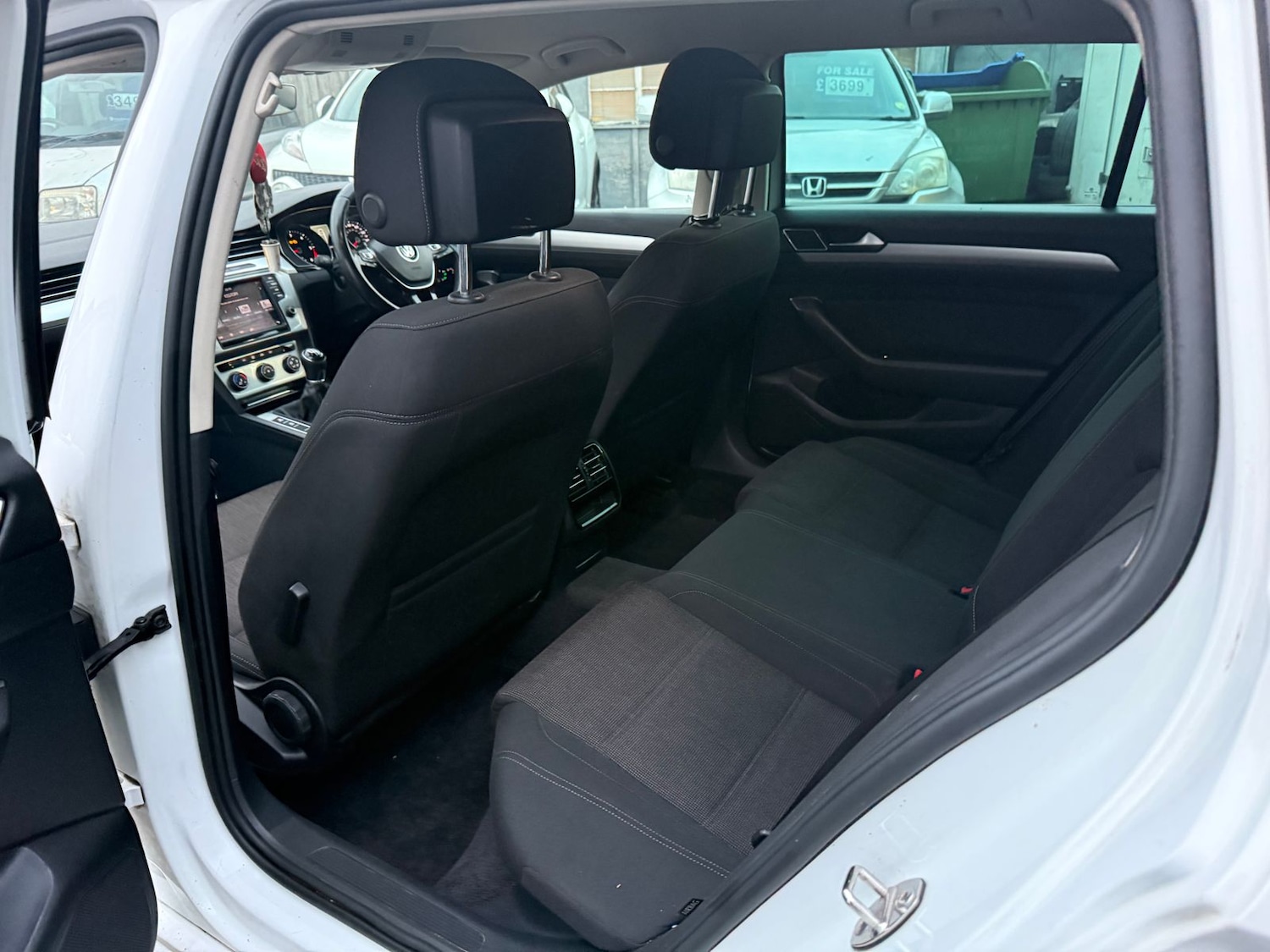 Used Volkswagen Passat 2015 for sale - 77178250: Photo 8