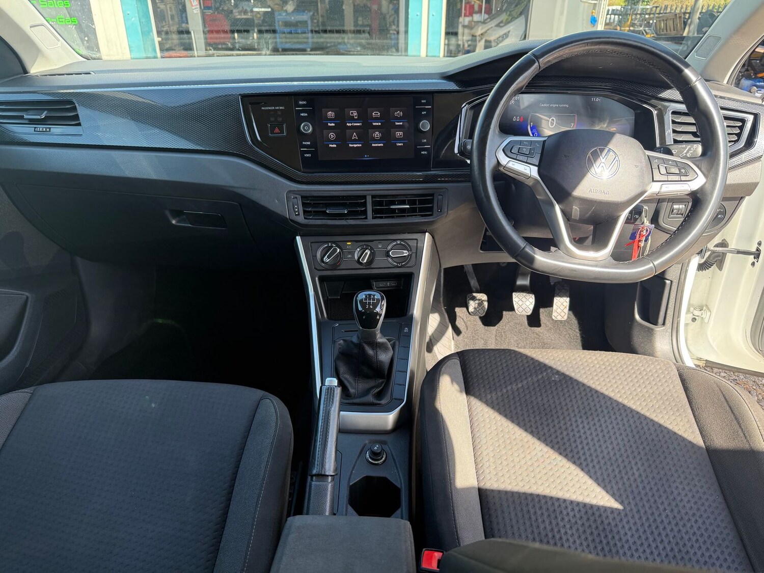 Used Volkswagen Polo 2024 for sale - 78175850: Photo 15