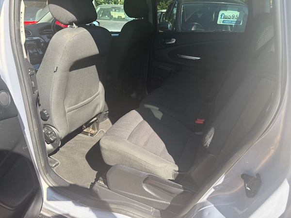 Used Ford S-Max 2010 for sale - 75565653: Photo 13
