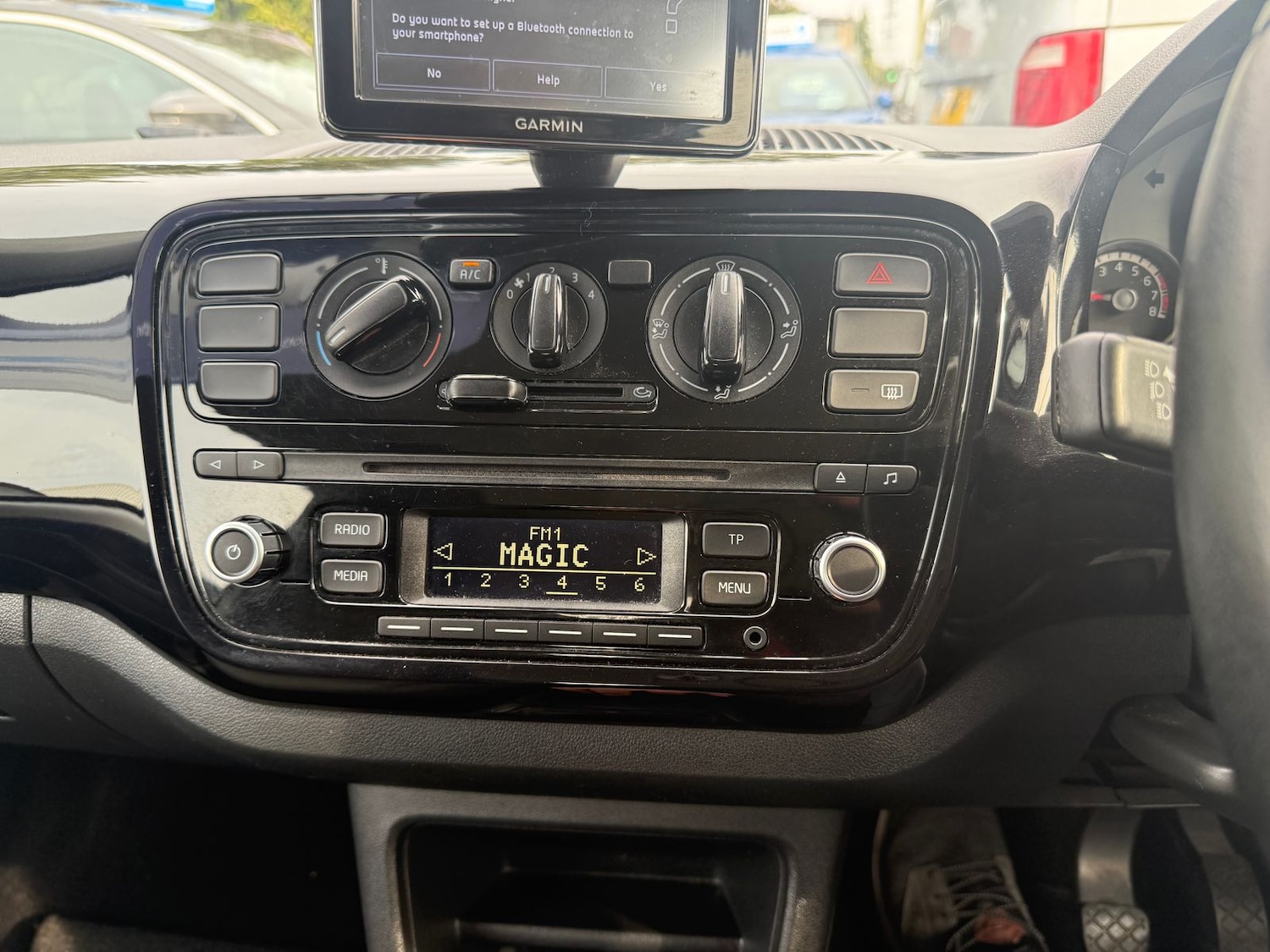 Used Volkswagen up! 2015 for sale - 76154574: Photo 13