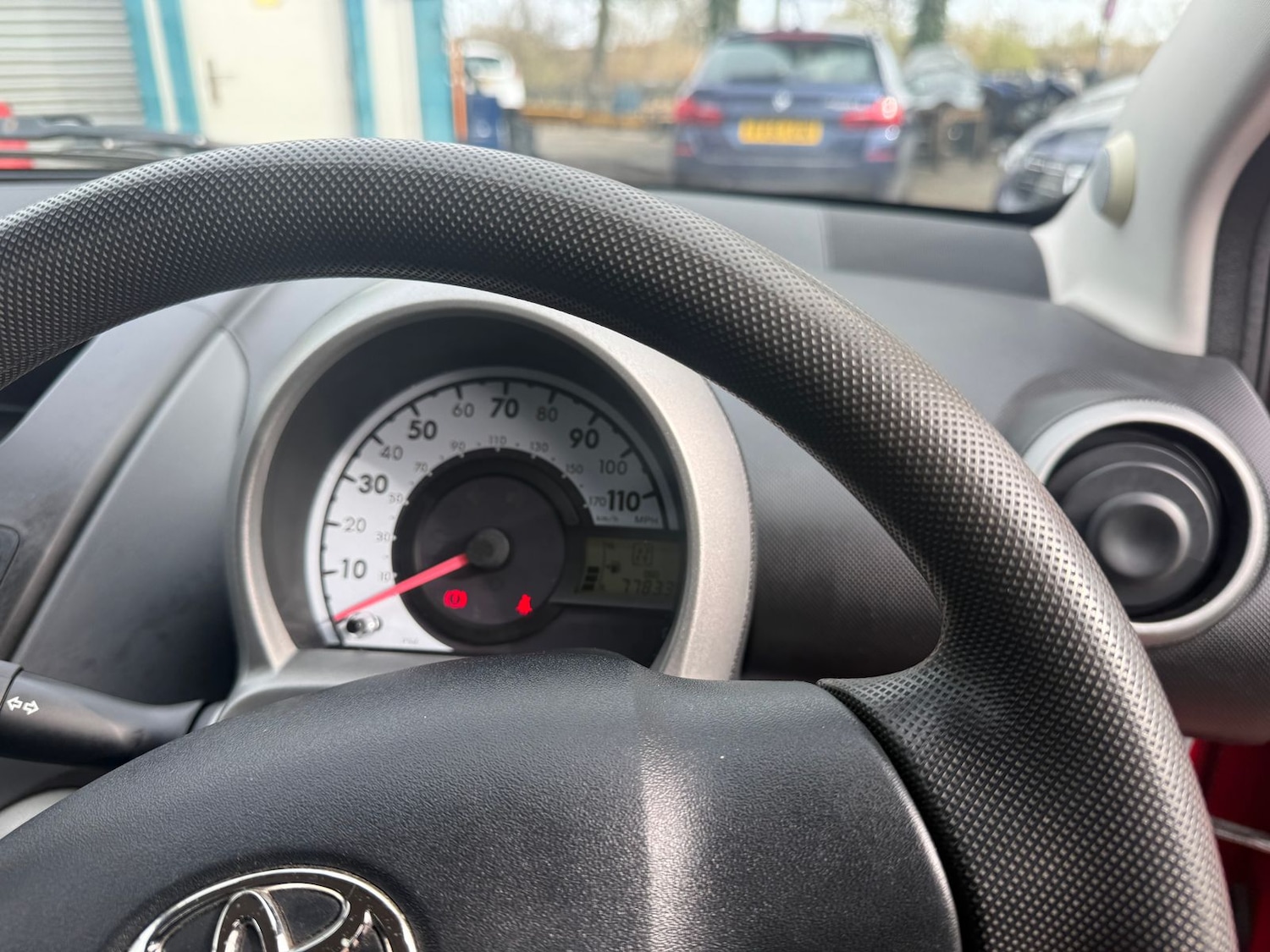 Used Toyota AYGO 2009 for sale - 78063406: Photo 8