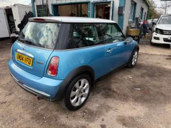 Used MINI Hatch 2004 for sale - 73996102: Photo