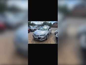 Used Vauxhall Astra 2012 for sale - 75554557: Photo