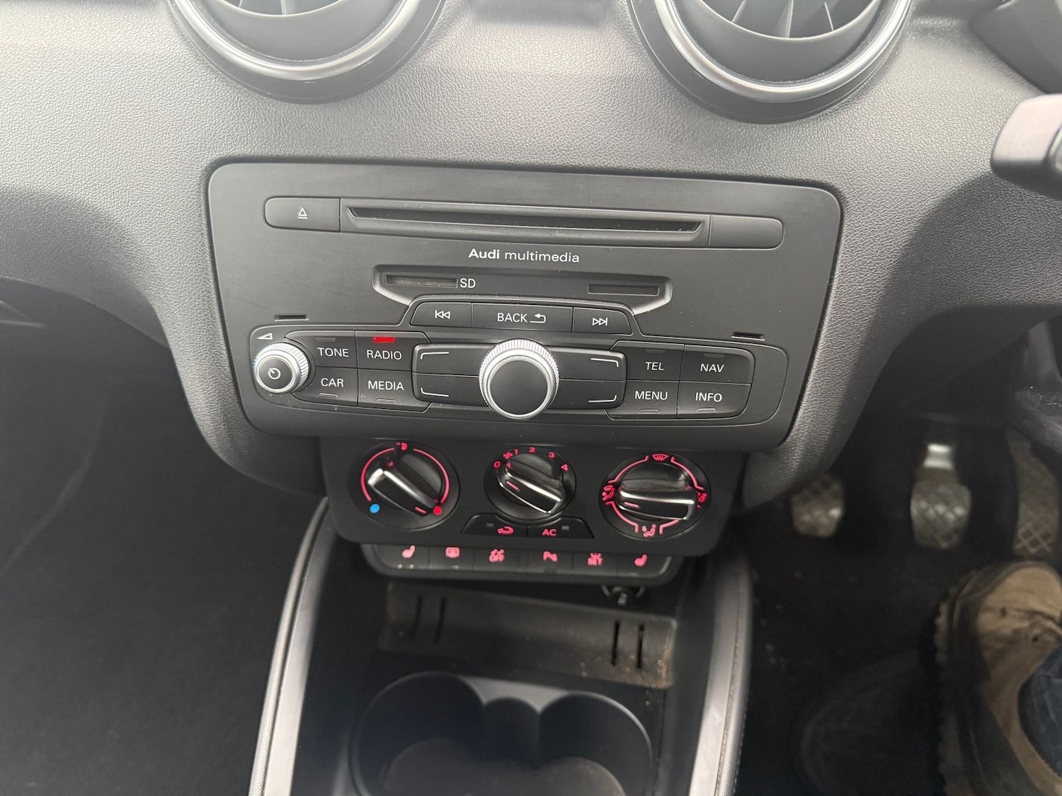 Used Audi A1 2014 for sale - 76086565: Photo 10