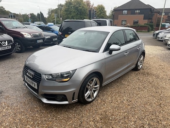 Used Audi A1 2014 for sale - 76086565: Photo 2