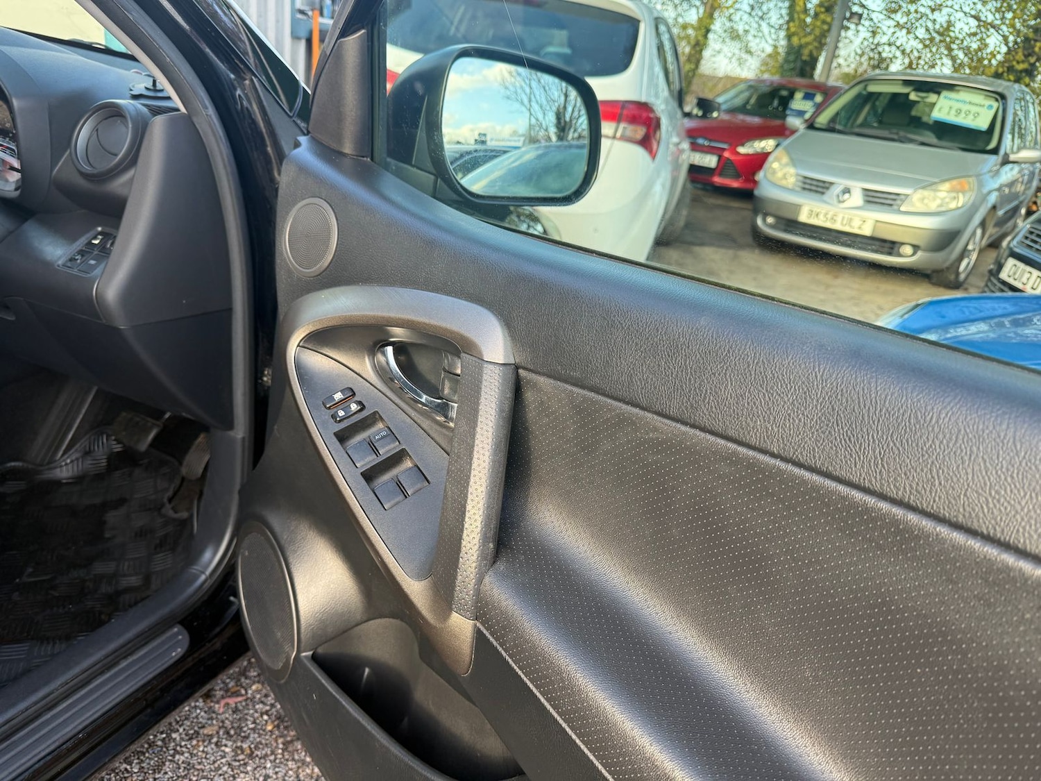 Used Toyota RAV4 2009 for sale - 76901642: Photo 16