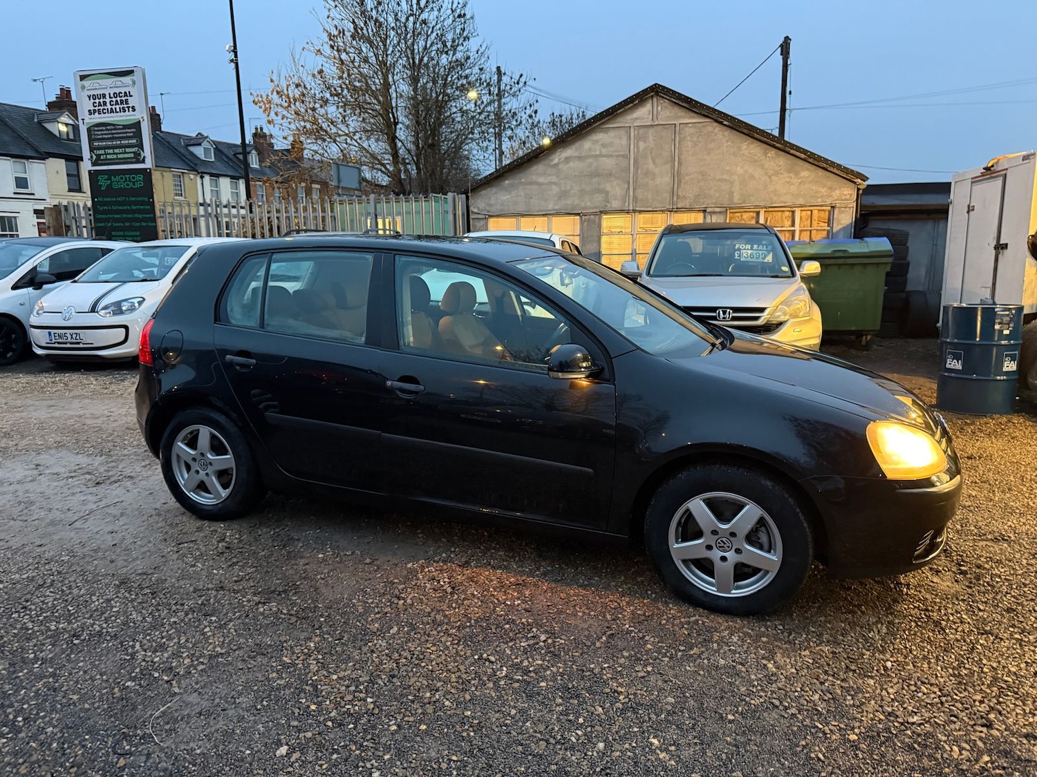 Used Volkswagen Golf 2005 for sale - 77234683: Photo 4