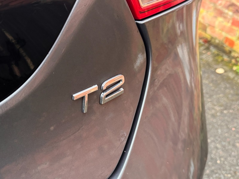 Used Volvo V40 2016 for sale - 76768916: Photo 10