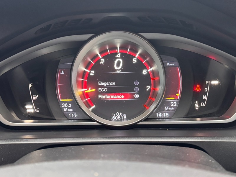 Used Volvo V40 2016 for sale - 76768916: Photo 20